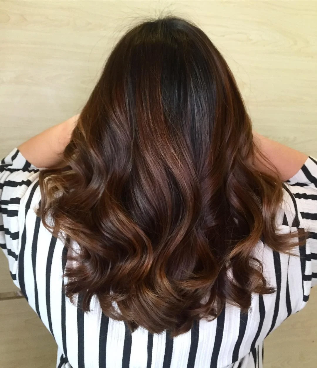 Untuk yang Suka Mewarnai Rambut, Bagaimana sih Warna Rambutmu Menjelaskan Tentang Kepribadianmu?