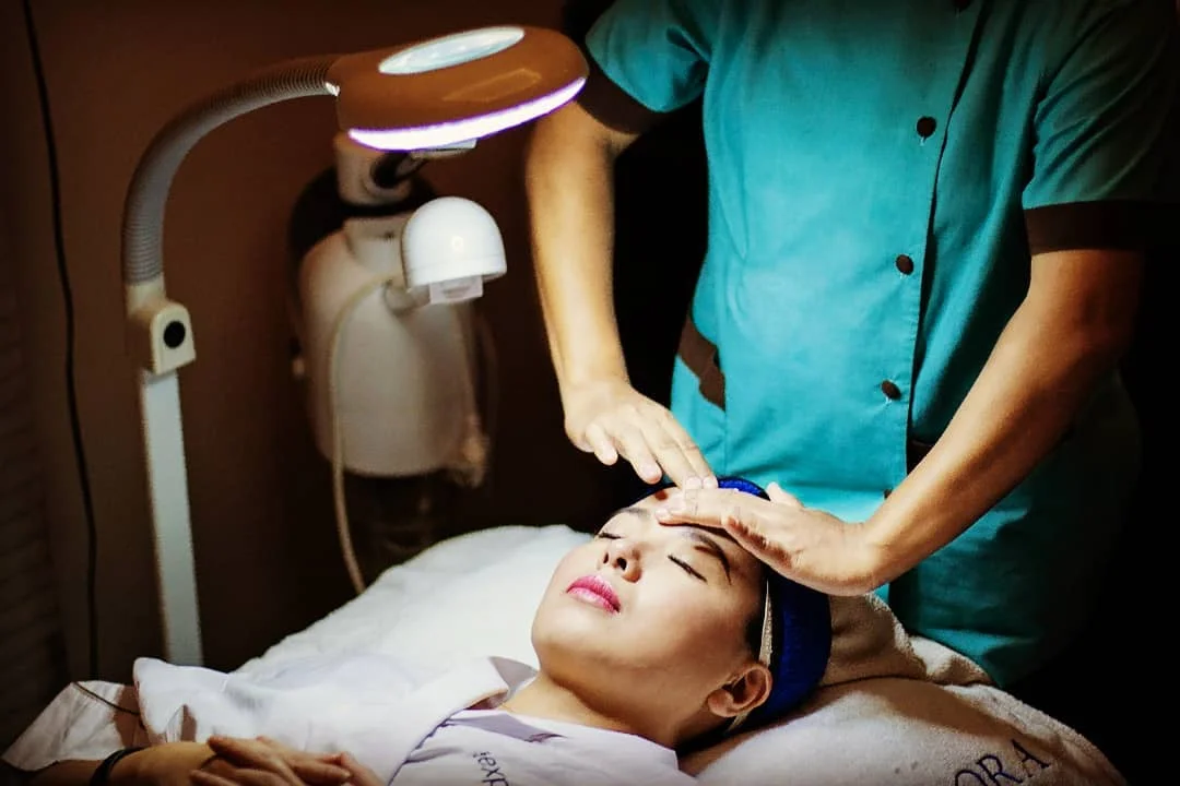Begini Cara Kerja Facial yang Dapat Membuat Wajah Jadi Glowing