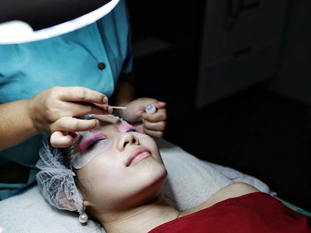Beberapa Hal yang Perlu Kamu Ketahui Tentang Russian Volume Eyelash Extensions